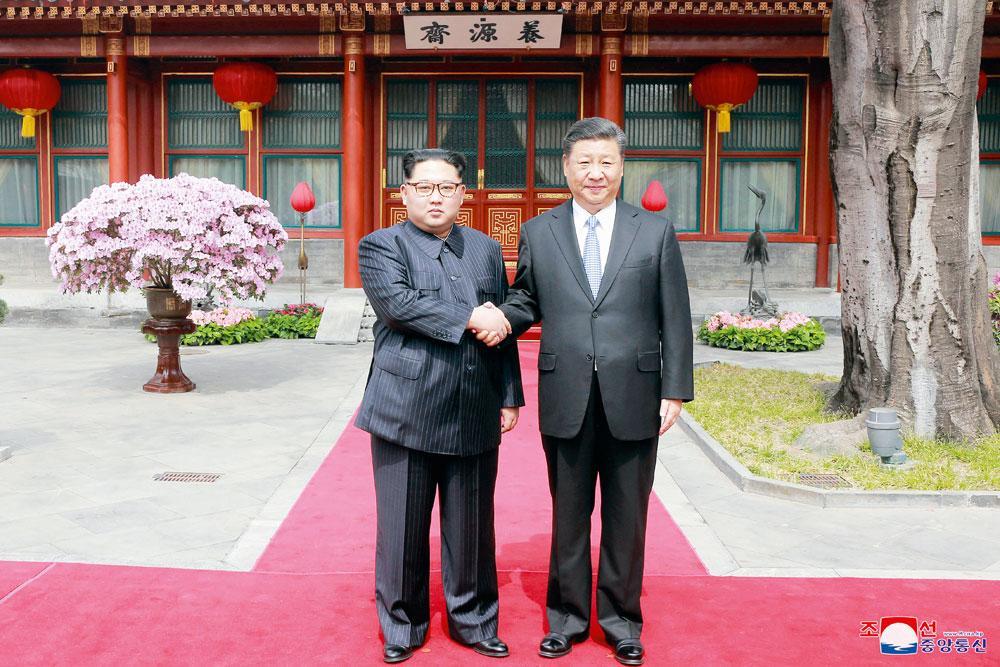 Topontmoeting Kim Jong-un. 'Xi vindt Kim Jong-un een vervelende puber.'
