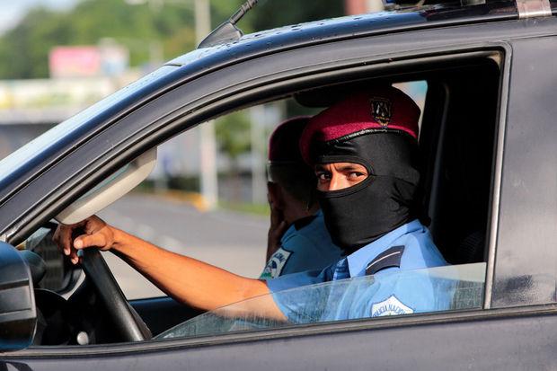 Een patrouillewagen van de politie, Masaya, Nicaragua, 17 juli 2018.