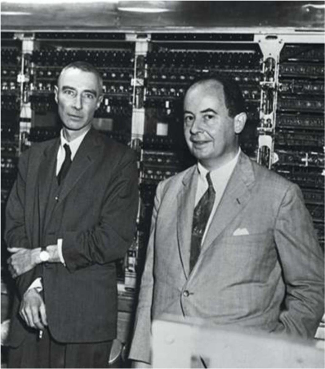1952: Robert Oppenheimer en John Von Neumann samen voor een computating machine of computer om snelle berekeningen te maken.