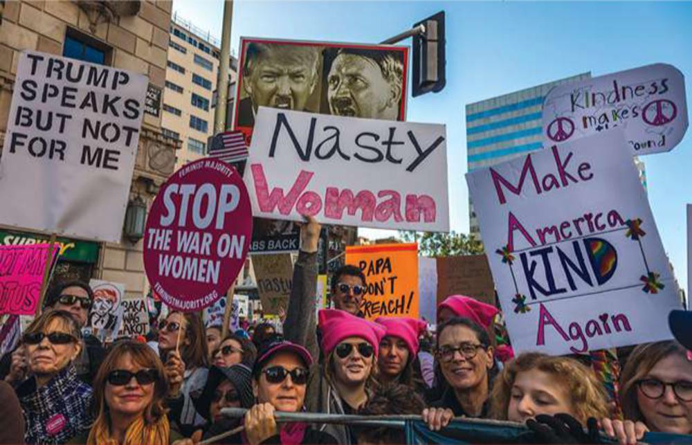 Ca. 750.000 vrouwen nemen deel aan de Women's March in Los Angeles in 2017. Het is duidelijk dat vrouwen Trump niet moeten.