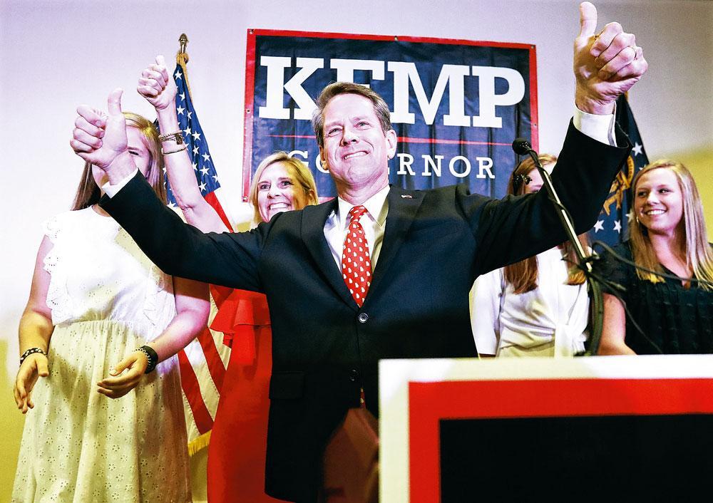 Brian Kemp (R) zou tienduizenden zwarte kiezers uitsluiten.