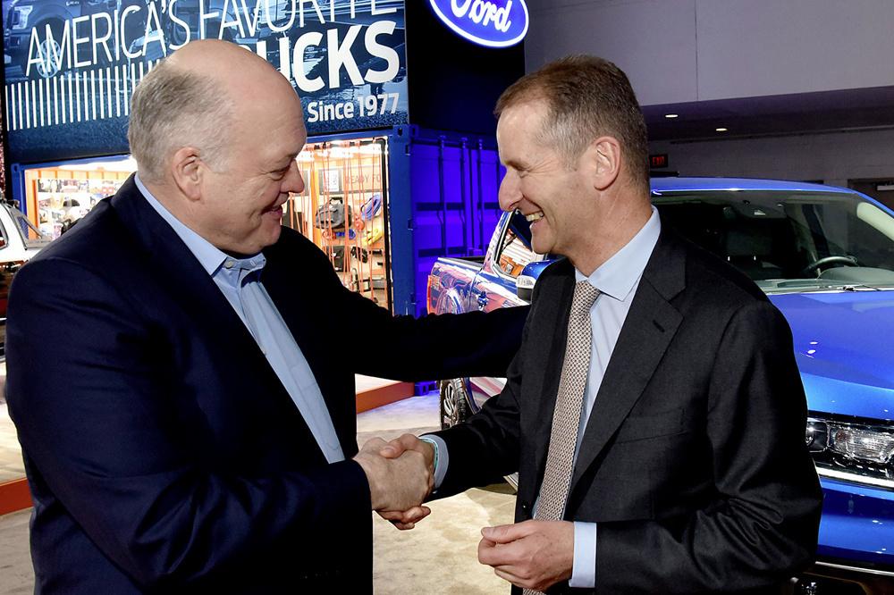Volkswagen-CEO Dr. Herbert Diess (rechts) & Ford-CEO Jim Hackett