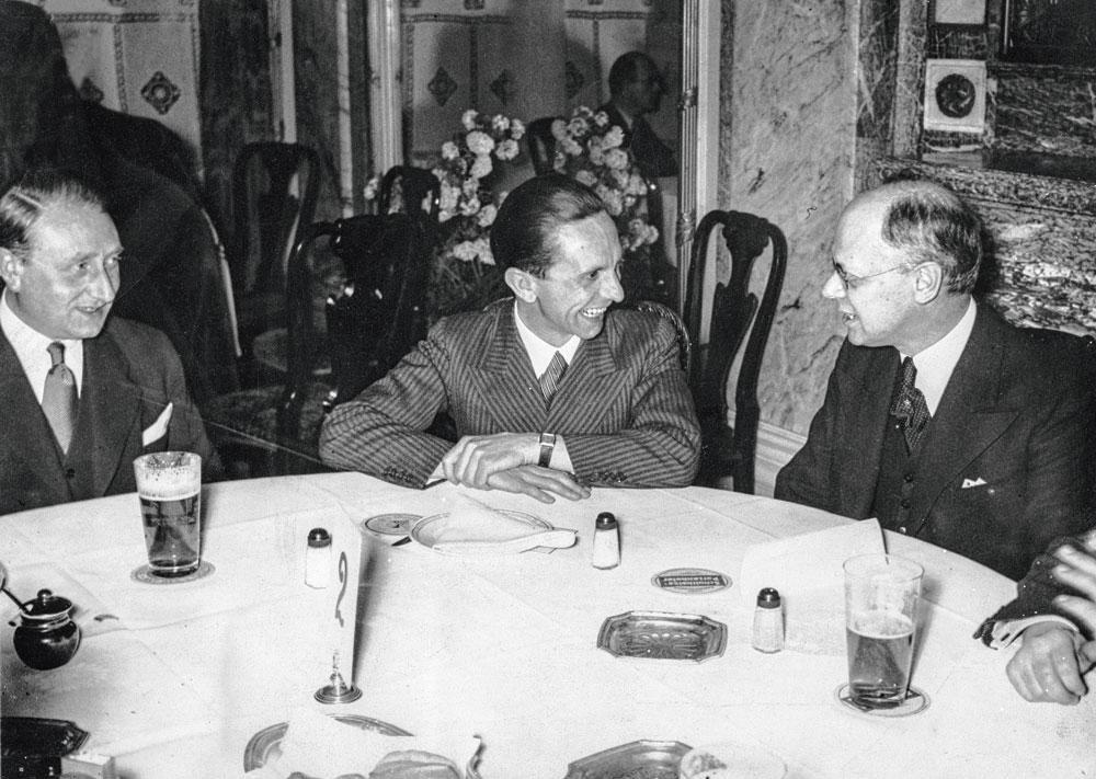 Journalist Louis LochneR met Joseph Goebbels 'Associated Press verspreidde nazipropaganda.'