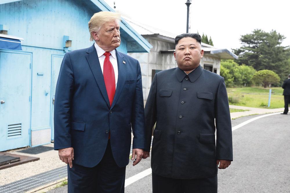 Donald Trump en Kim Jong-un 'Hoe meer er met kernbommen wordt gedreigd, hoe groter de kans op een escalatie.'