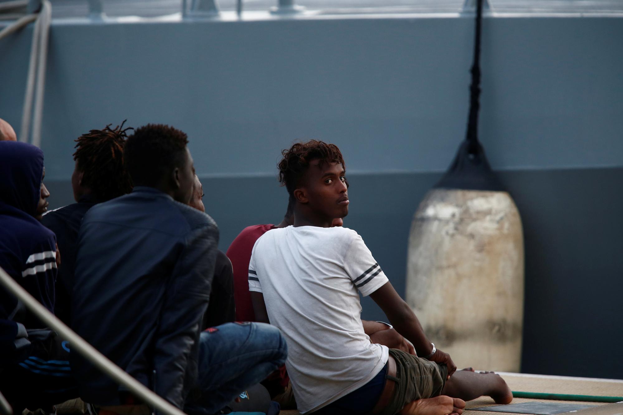 Malta redt meer dan 200 bootvluchtelingen