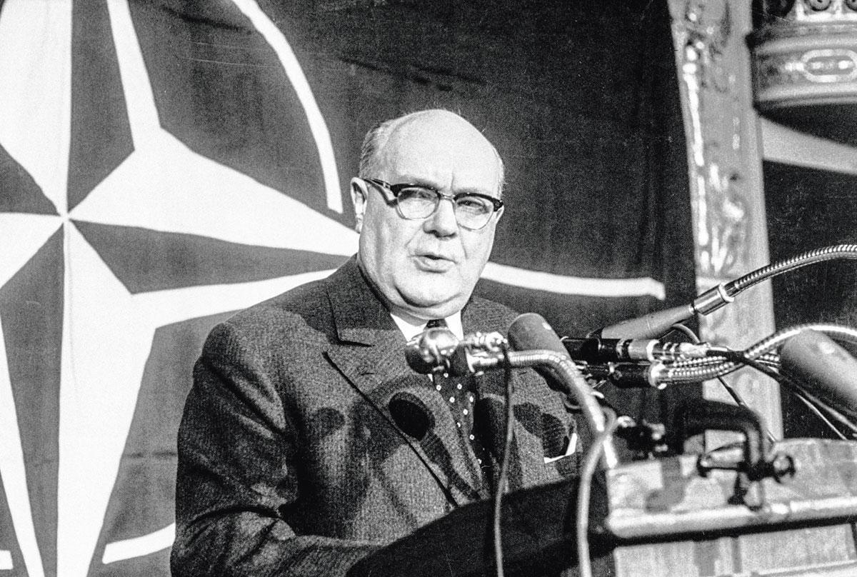 Paul-Henri Spaak De Belgische socialist drukte zijn stempel op de NAVO.