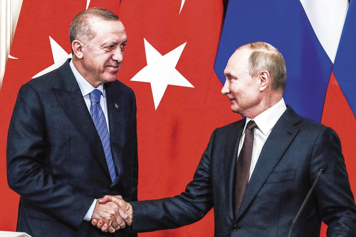 ERDOGAN en POETIN NAVO-lidstaat Turkije kocht antiraketsystemen bij de Russen.