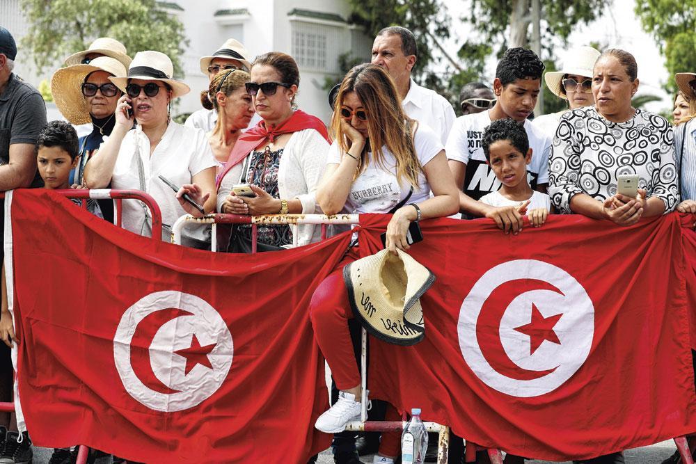 De begrafenis van Béji Caïd Essebsi. 'Hoe ouder de kijkers hoe meer tranen in de ogen.'
