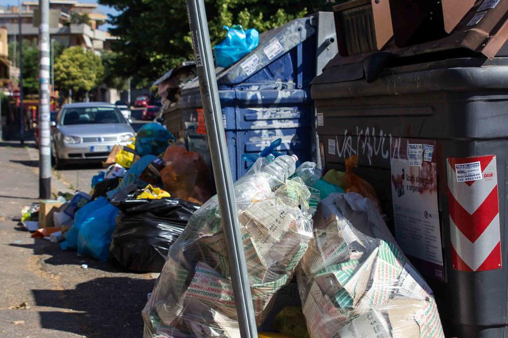 Rome overspoeld door vuilnis: 'Als het zo doorgaat, wordt het een medisch probleem'