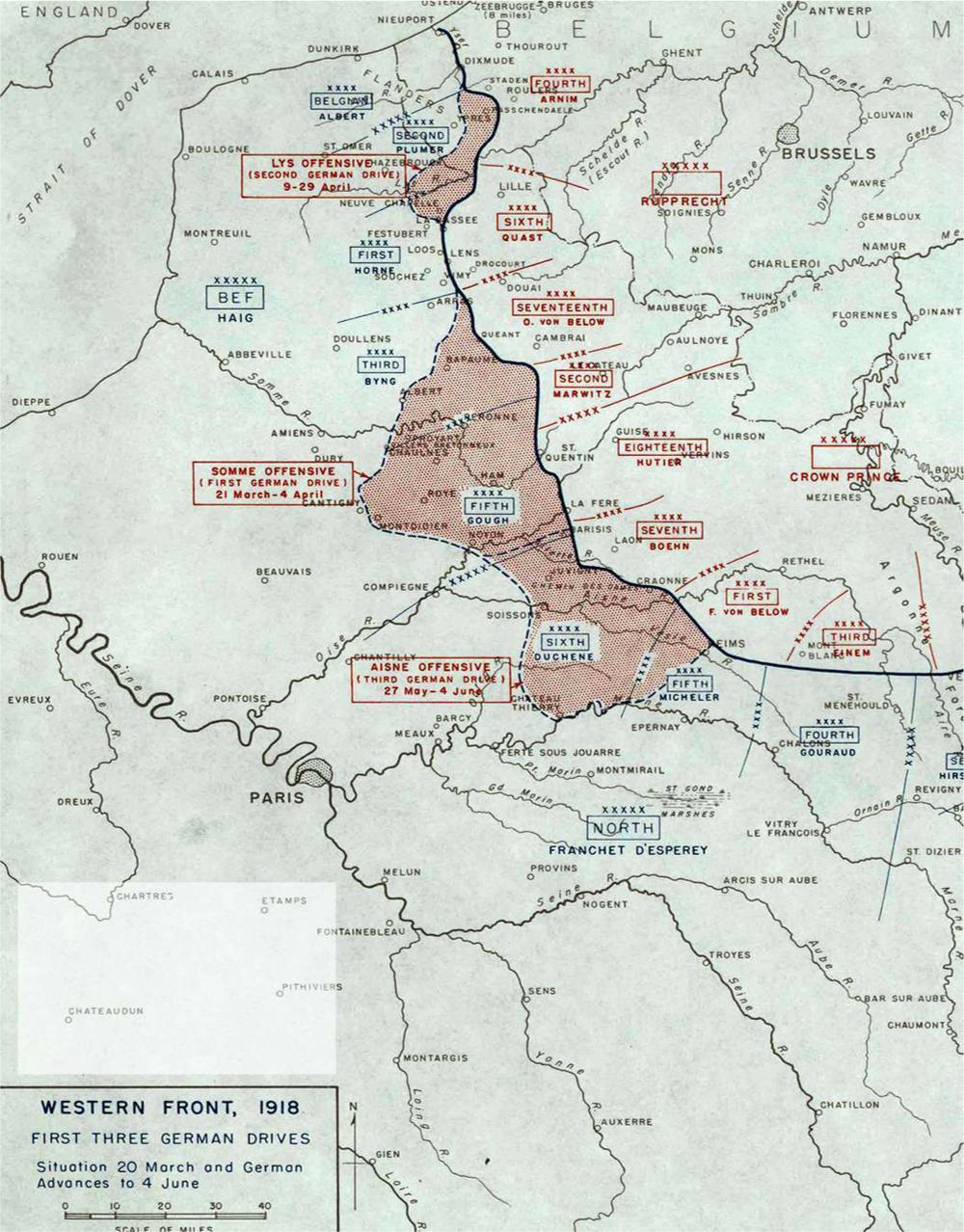 Het Duitse voorjaarsoffensief bestaat uit meerdere operaties. De aanval wordt ingezet tussen Arras en La Fère (operatie Michael). Daarna verplaatst hij zich in april naar de Frans-Belgische grens en de Leie (operatie Georgette). Een derde aanval doet zich voor tussen Reims en Soissons (operatie Blücher-Yorck).