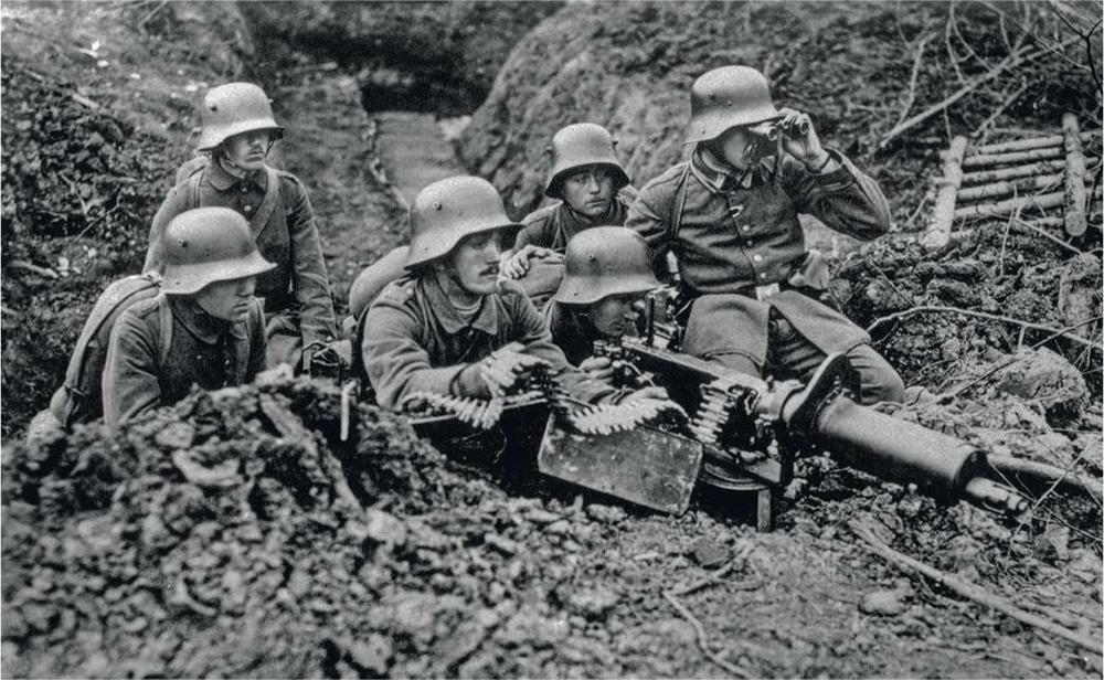 Duitse stormtroepen zijn uitgerust met automatische geweren en veel hand- en geweergranaten. Hun taak bestaat erin om alle vijandelijke mitrailleursnesten en bunkers op te ruimen zonder een beroep te doen op ondersteuning.