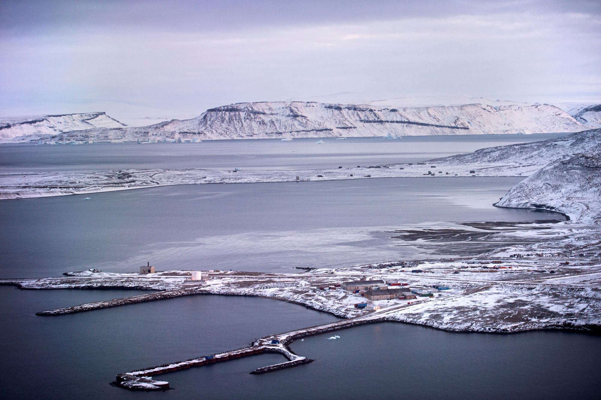 De meest noordelijke Amerikaanse luchtmachtbasis, in Groenland.