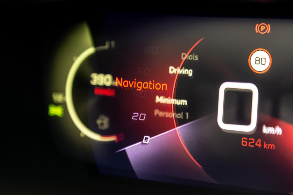 De Peugeot 2008 verwent zijn bestuurder met info in 3D