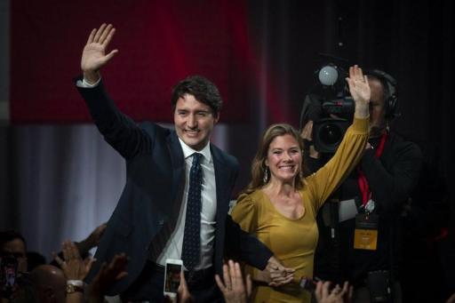 Archieffoto van Justin Trudeau, de Canadese premier, en zijn vrouw Sophie Grégoire die positief testte op covid-19.