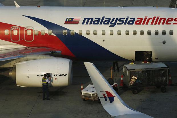 Een Boeing 737-800 van Malaysia Airlines in de internationale luchthaven van Kuala Lumpur.