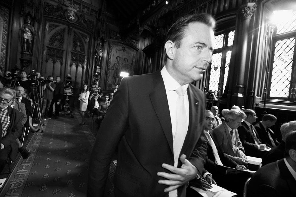 Bart De Wever. 'Zijn voorzitterschap wordt steeds maar verlengd. Het begint stilaan gênant te worden.'