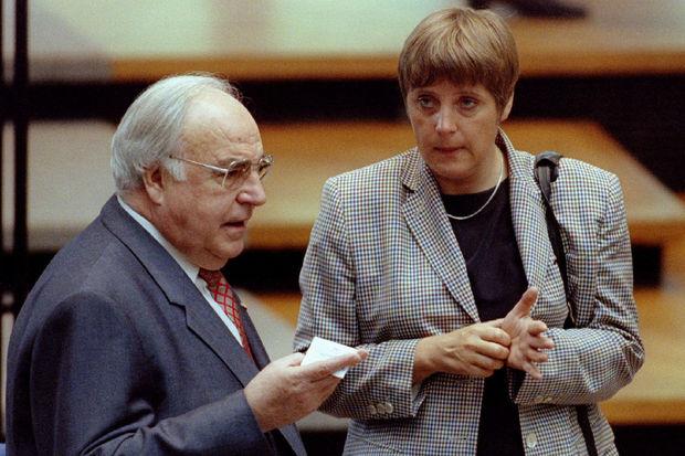Helmut Kohl en Angela Merkel in 1995