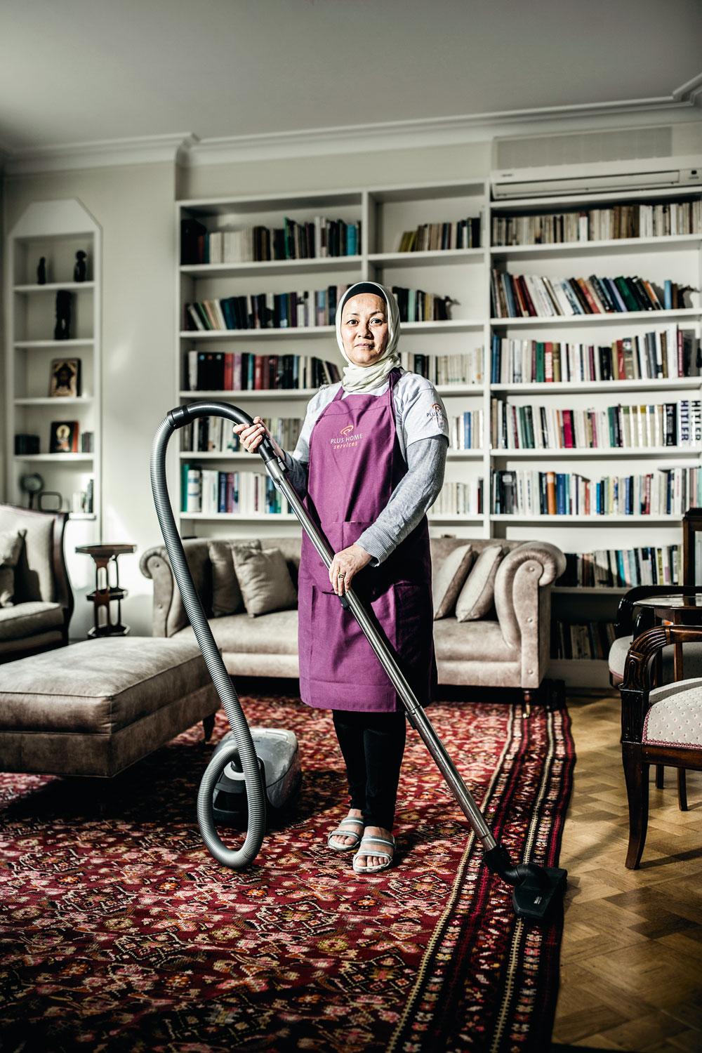 Safwa Barati - 'Thuis ben ik nooit naar school geweest, hier heb ik Nederlands geleerd'