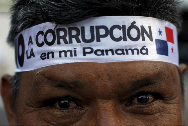 Een betoging in Panama: 'Nee aan de corruptie in mijn Panama.' 