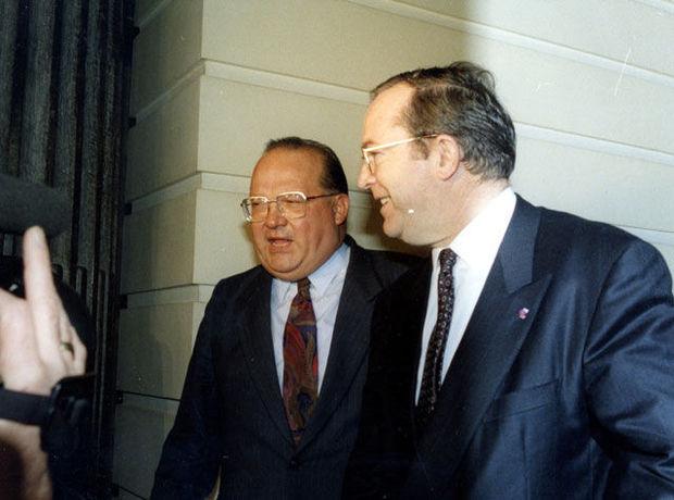 Jean-Luc Dehaene en Wilfried Martens, in 1992.
