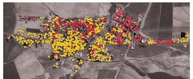 Amerli: de rode stippen duiden op brandstichting, de gele op het vernielen van gebouwen met onder meer explosieven