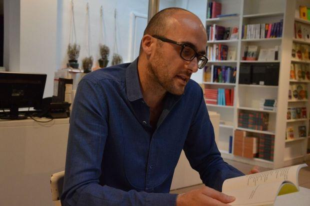 De Turkse schrijver Cenk Gundogdu over de kleine literaire undergroundcultuur in zijn land: 'Een boek schrijven in Turkije is vandaag als een brief schrijven naar een vriend.'