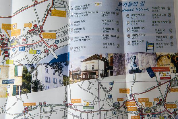 Aziatische toeristen overspoelen Van Goghs dorp: 'Ze willen hier alleen in ons Chinese restaurant eten'