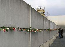 Dansen op het graf van de Koude Oorlog: ooggetuigenverslag van 'die Wende' in Berlijn