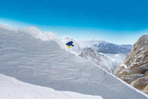 Skiën met een  kunstknie of -heup? Uitstekend idee