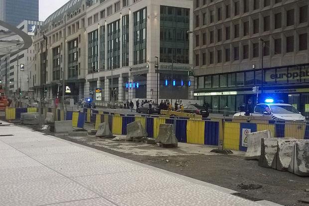 Bommelding winkelcentrum City2 in Brussel: verdachte met valse bommengordel opgepakt