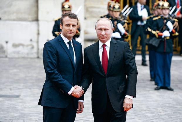 Emmanuel Macron: 'We gaan samenwerken met Duitsland om onze militaire aankopen op elkaar af te stemmen'
