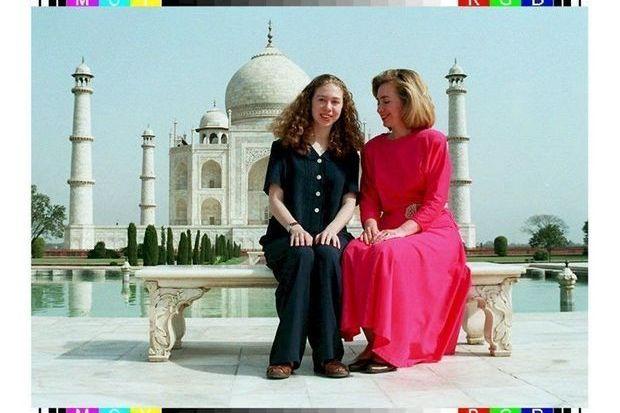 Chelsea en Hillary in India, in 1995