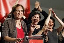 Kandidaat-burgemeester voor Barcelona Ada Colau viert de overwinning.