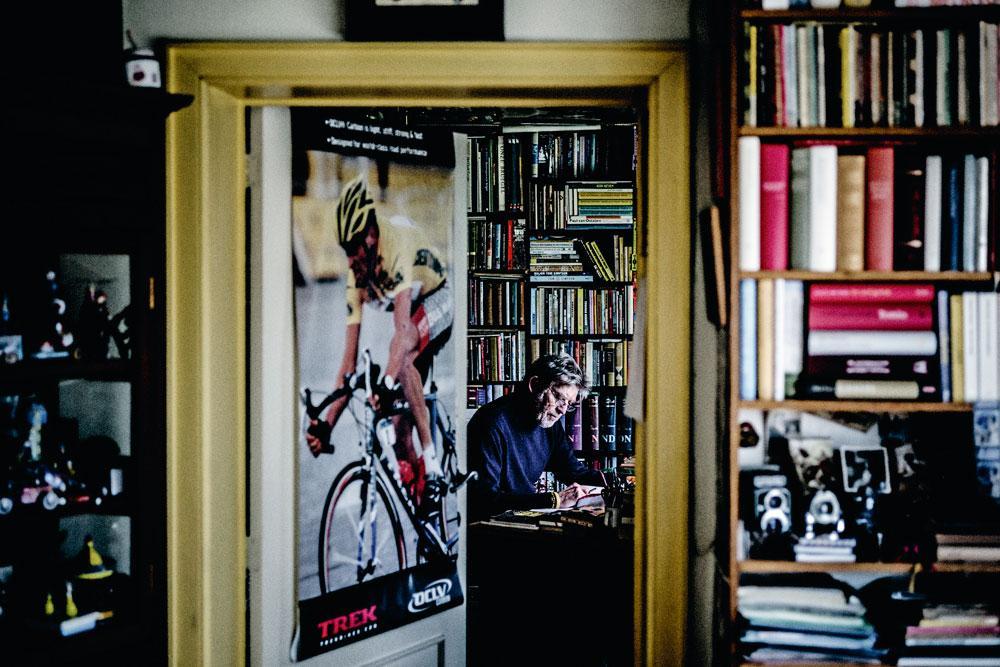 De Ronde van Vlaanderen in het spoor van dichter Willie Verhegghe: 'Ik ben graag hoekig, zoals de kasseien'