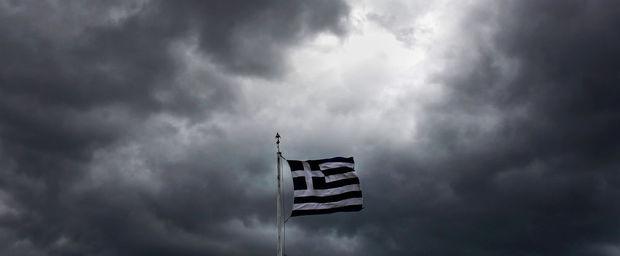 Donkere wolken boven Griekenland