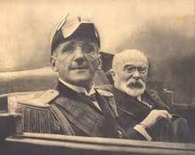 De Franse minister van Buitenlandse Zaken, Louis Barthou, en koning Alexander van Joegoslavië (links) tijdens het staatsbezoek aan Marseille op 9 oktober 1934. Beiden vonden die dag de dood.