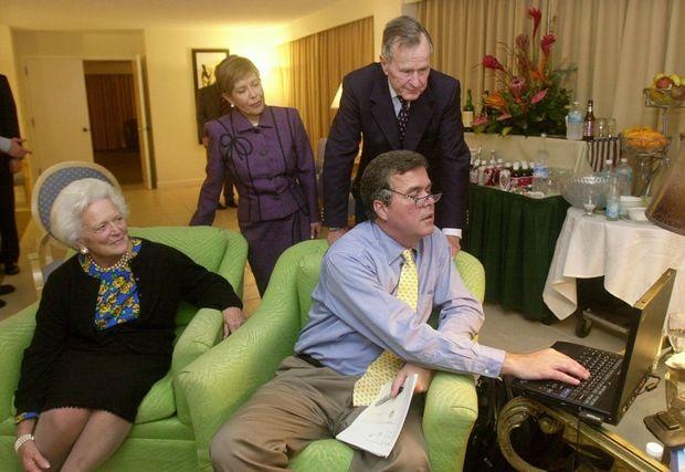 Barbara en George Herbert Walker op familiebezoek in Miami