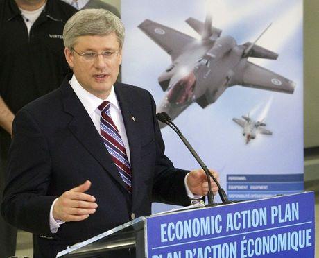Stephen Harper, de Canadese premier, legt uit welke compensaties de F-35 naar Canada zal brengen