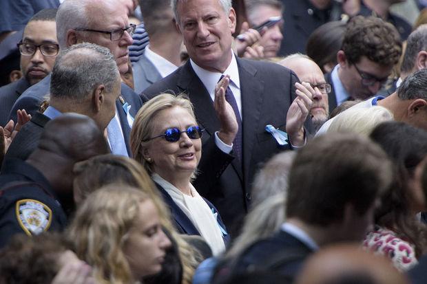 Hillary Clinton op een herdenkingsmoment voor de slachtoffers van de aanslagen van 11 september.