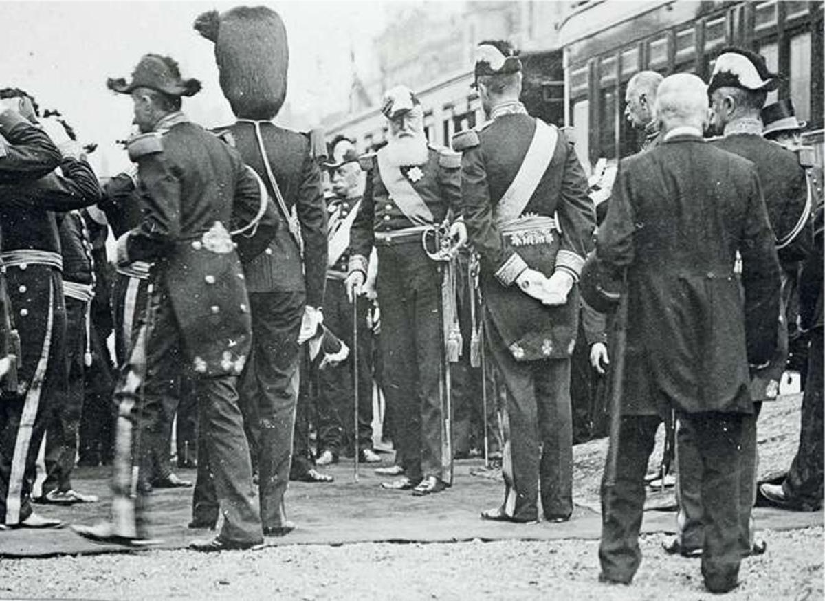 Le roi Léopold II a joué un rôle actif dans la renommée à l'étranger du savoir-faire belge en matière ferroviaire.