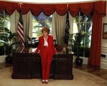 Le couple Obama salue la mémoire de Nancy Reagan, et son oeuvre caritative