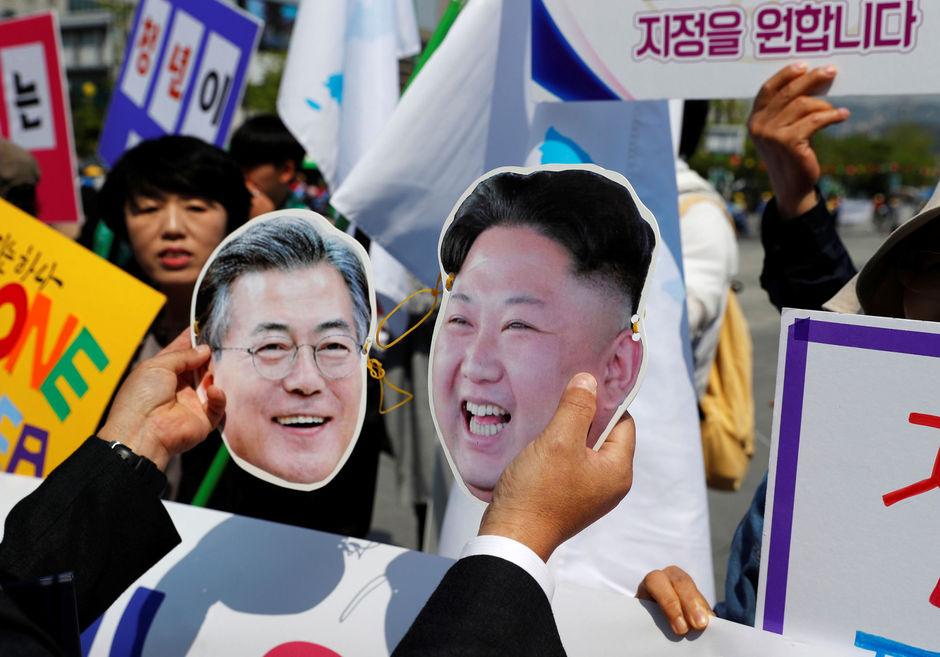 Le président Moon Jae-In de Corée du Sud et le leader nord-coréen Kim Jong Un. 