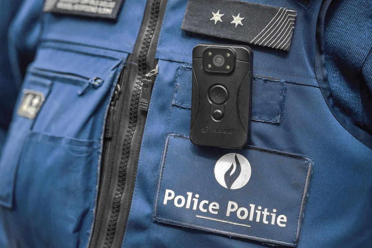 Les polices du pays vont progressivement s'équiper de bodycams.