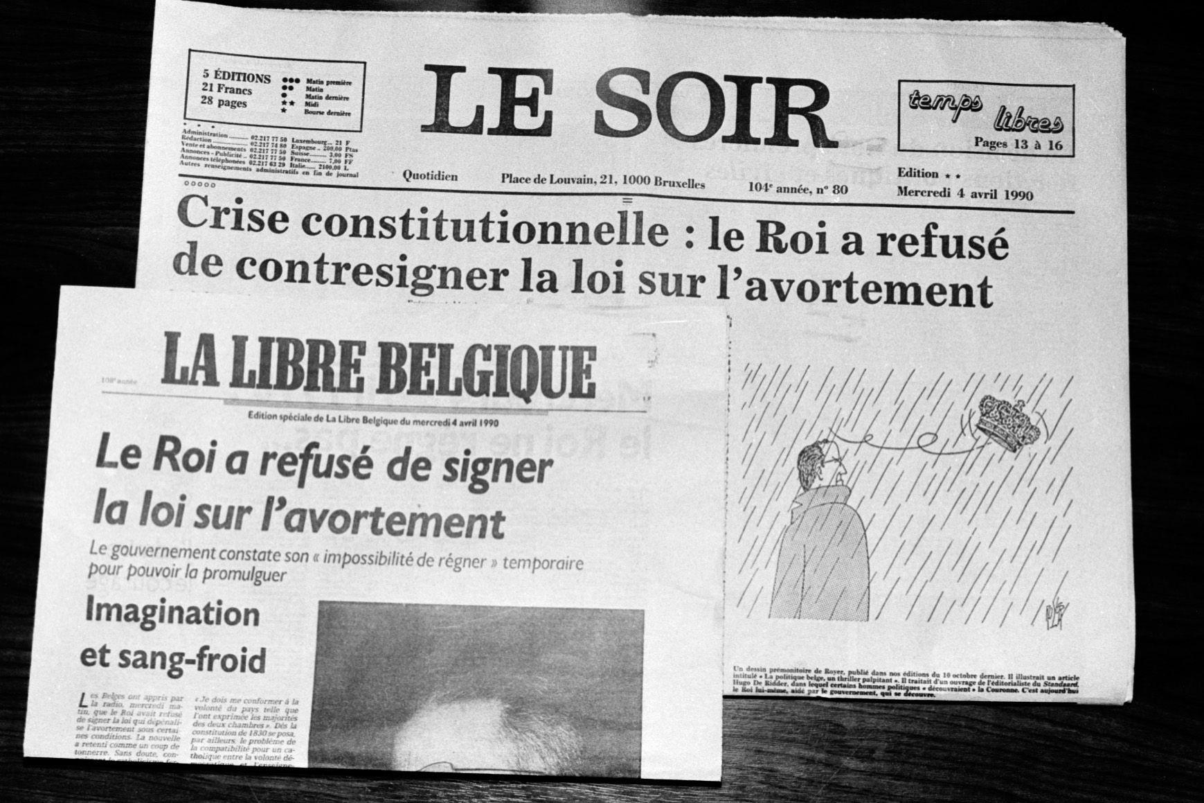 La Une des quotidiens, le 4 avril 1990.