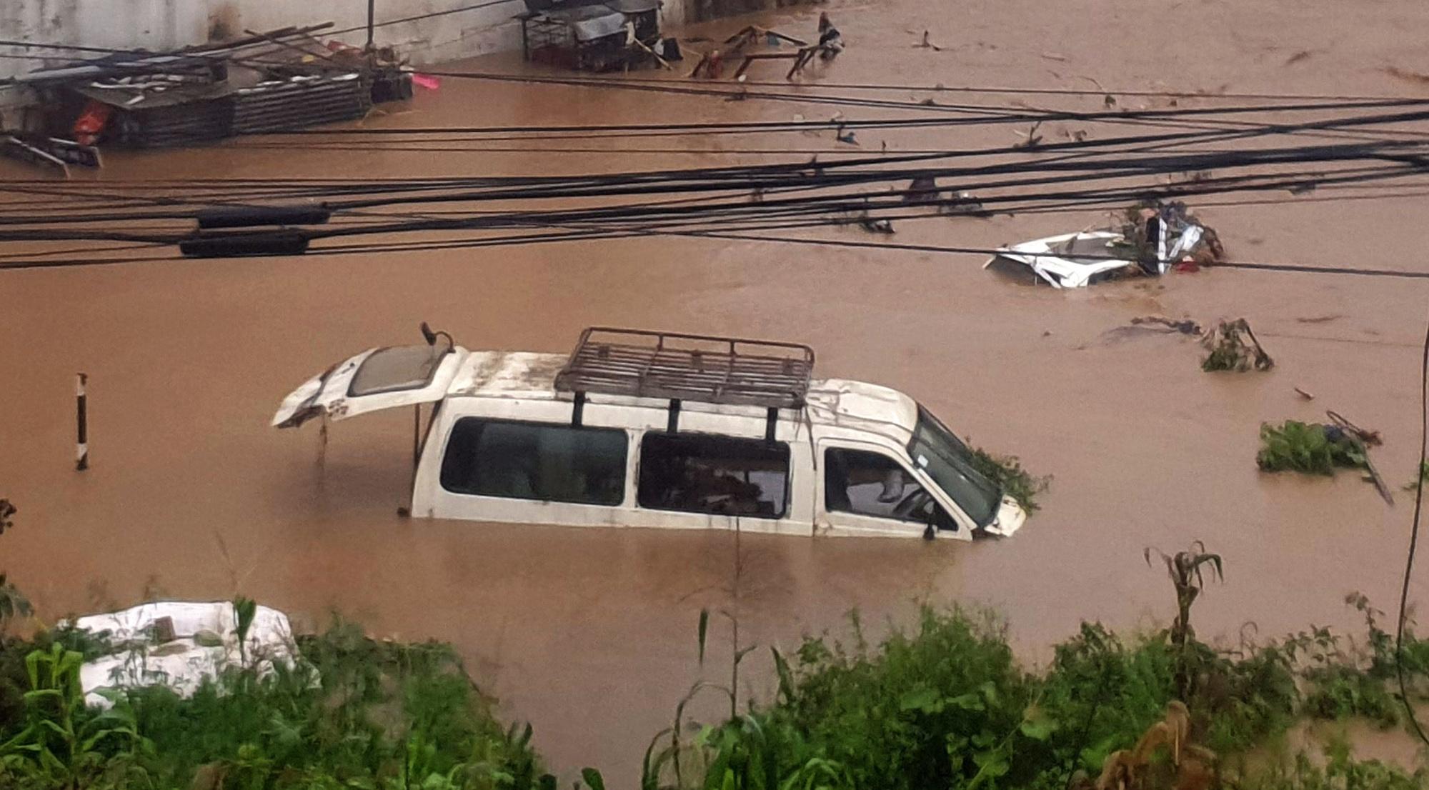Inondations et coulées de boue durant la mousson au Népal font une quarantaine de morts