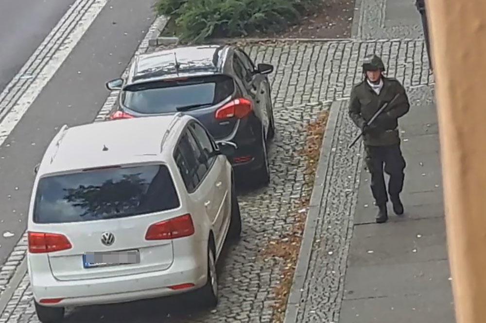 Attentat de Halle: le tireur a diffusé une vidéo de l'attaque