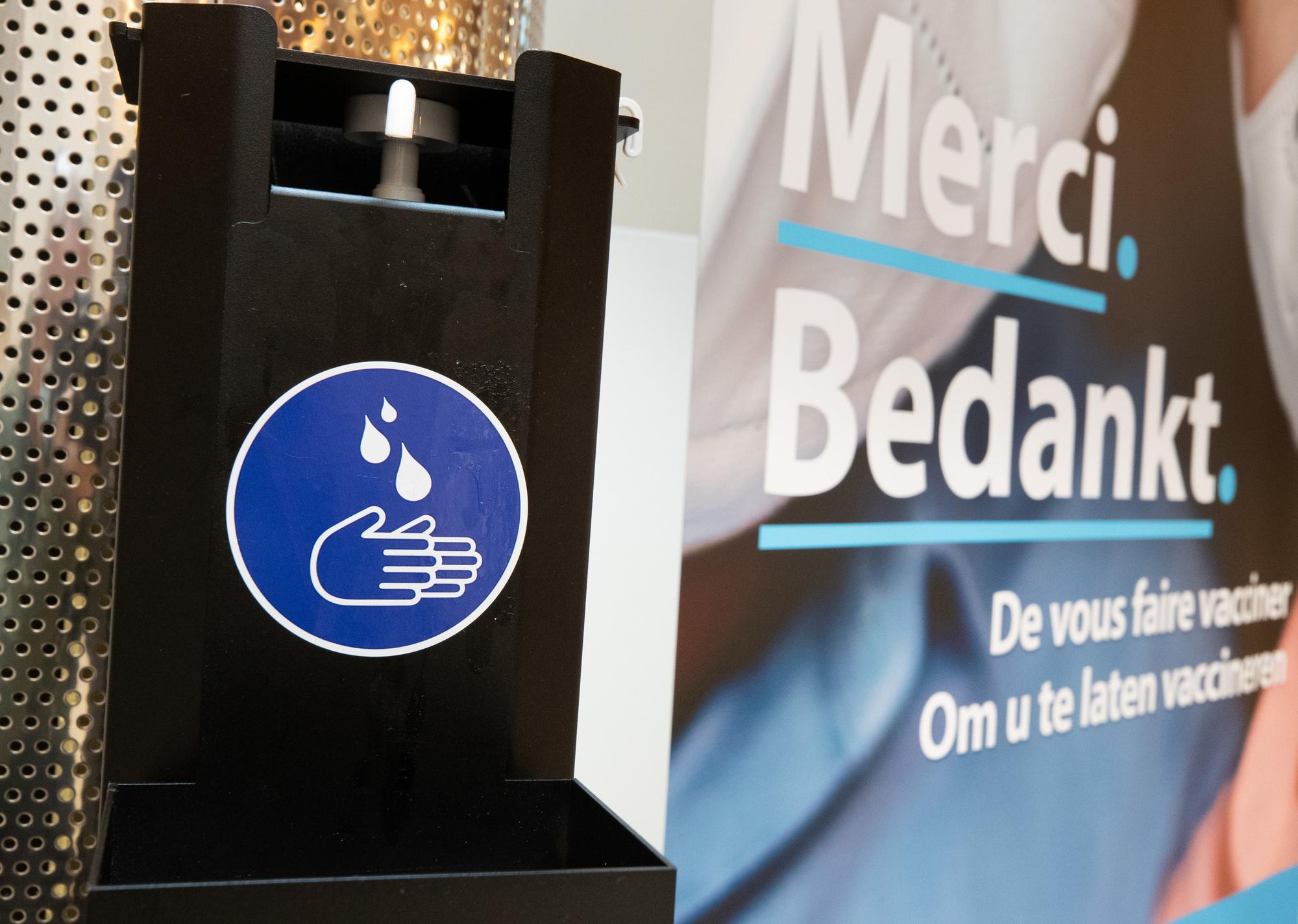 Covid: le premier centre de vaccination ouvre à Bruxelles (en images)