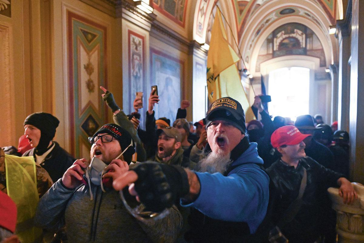 Certains des supporters de Trump qui ont pris part à l'assaut du Capitole ont pu choisir de nier l'évidence de sa défaite à l'élection présidentielle.