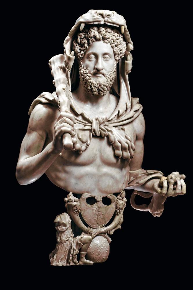 Buste en marbre et albâtre de Commode représenté avec les atours d'Hercule, le dieu romain. Commode vivait des amours turbulentes et avait un penchant immodéré pour les combats de gladiateurs.