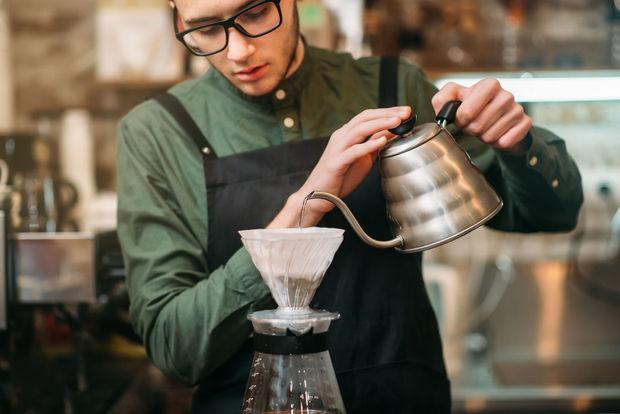 In tijden van onafhankelijke koffiebars: wat brengt de toekomst voor een commercieel merk als Douwe Egberts?
